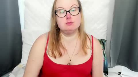 Bonnie online show from October 16, 10:15 am