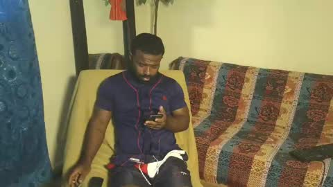 kevin hart online show from April 21, 2:35 pm