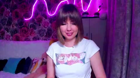 Mira online show from March 12, 7:14 pm