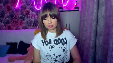 Mira online show from March 2, 7:56 pm