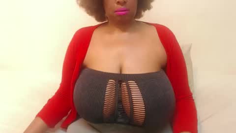 boobyqueen online show from February 17, 5:23 pm