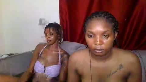 bootie_caramel online show from May 14, 3:10 pm