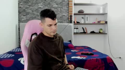 booyhott_ online show from February 27, 11:52 pm