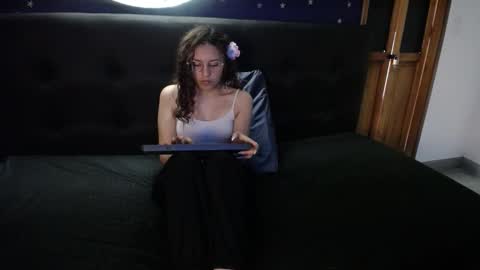 Snapshot of borbuja1 chatting on September 22, 3:27 pm borbuja online show from September 22, 3:27 pm