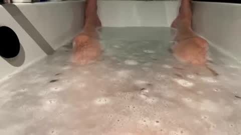 boredbassist78 online show from December 6, 6:22 pm