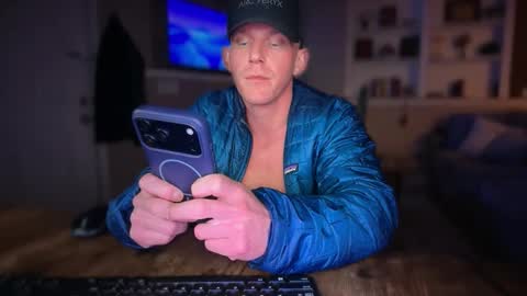 boredstud993102 online show from April 20, 4:26 am