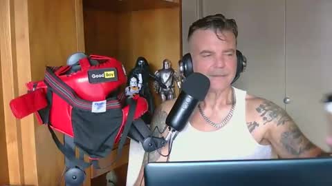 BOSS online show from November 12, 7:49 pm