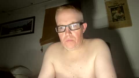 bostonirish45 online show from April 26, 2:42 am