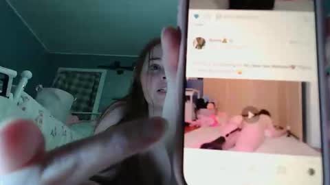 Bouncingbunnyxox online show from May 6, 1:44 am