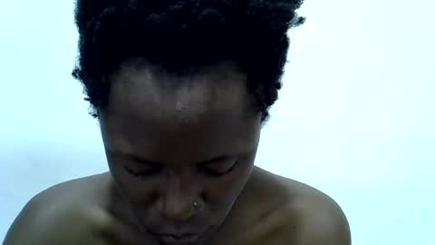 bouncy_vee online show from July 2, 3:34 am