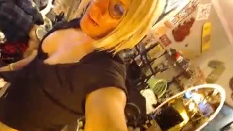 bouncybooty181369 online show from June 5, 6:52 am