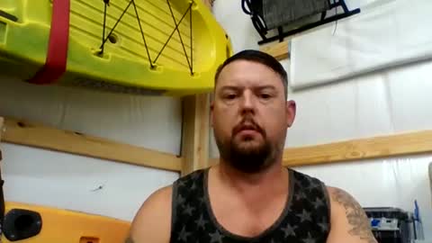 bowtieguy84 online show from September 17, 12:03 am