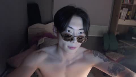 boxman556990 online show from March 9, 7:59 pm