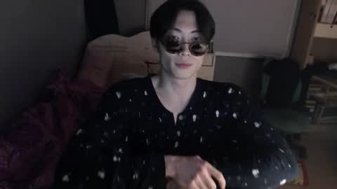 boxman556990 online show from March 12, 7:04 pm