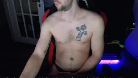 Snapshot of boy_t0y89 chatting on March 10, 6:12 pm boy_t0y89 online show from March 10, 6:12 pm