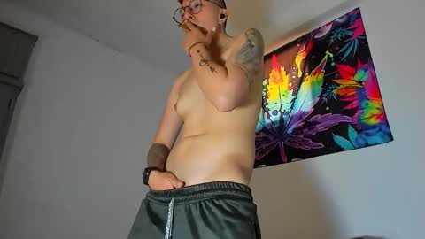 Edward ftm trans queerslave online show from December 22, 2:57 pm