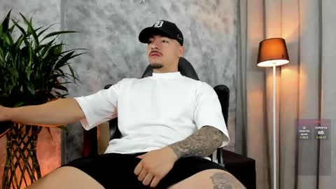 boyc02_ online show from April 19, 12:55 am