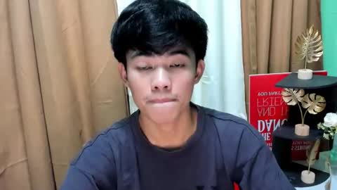 Snapshot of boynextdoor4ux chatting on October 11, 5:49 pm HI IM JAMES DONT FORGET GIVE ME THUMBS UP AND JOIN TO MY FANCLUB online show from October 11, 5:49 pm