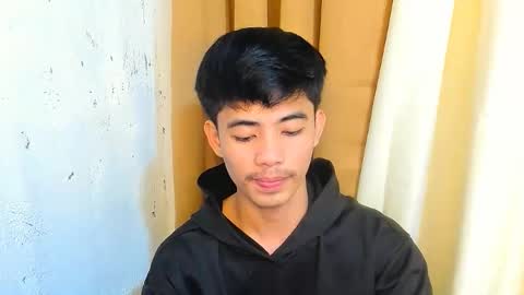 HI IM JAMES DONT FORGET GIVE ME THUMBS UP AND JOIN TO MY FANCLUB online show from January 8, 4:13 pm