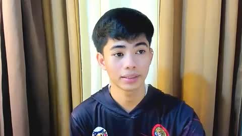 HI IM JAMES DONT FORGET GIVE ME THUMBS UP AND JOIN TO MY FANCLUB online show from January 11, 4:07 am