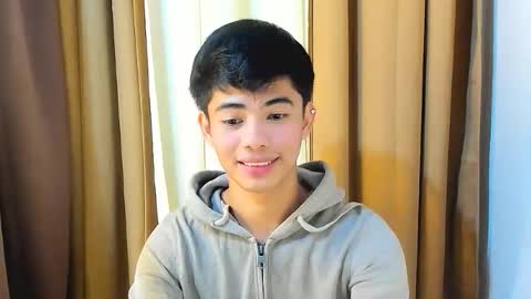 HI IM JAMES DONT FORGET GIVE ME THUMBS UP AND JOIN TO MY FANCLUB online show from January 16, 11:36 pm