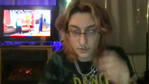 Snapshot of boywithbug chatting on March 7, 12:04 am boywithbug online show from March 7, 12:04 am