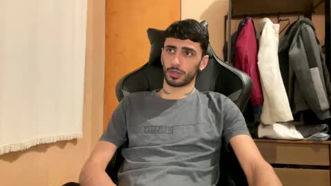 boyzinm2 online show from October 3, 11:57 pm