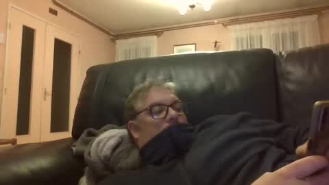 Snapshot of bozo81 chatting on October 15, 5:14 pm bozo81 online show from October 15, 5:14 pm