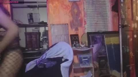 Snapshot of bpdbrittany chatting on February 18, 12:15 am bpdbrittany online show from February 18, 12:15 am