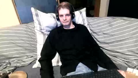 bponie1 online show from April 5, 12:18 am