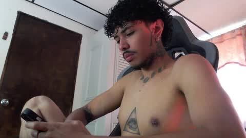 bra_c online show from April 4, 5:20 pm