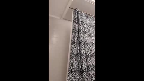 GuitarBrad1989 online show from February 6, 10:56 pm