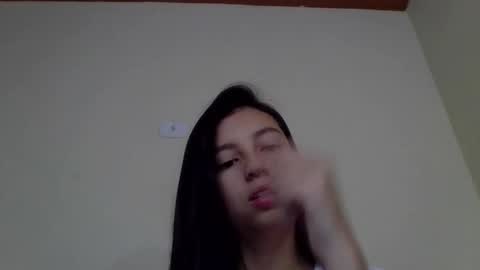 brad_and_emma293215 online show from October 7, 7:21 pm