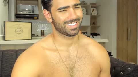 bradleymartin7 online show from February 27, 12:14 am