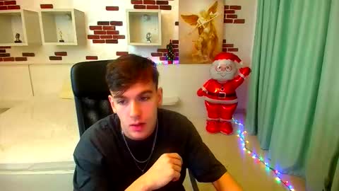 BradyFlint online show from December 19, 5:14 am