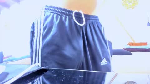 B R A N D online show from October 25, 8:09 pm