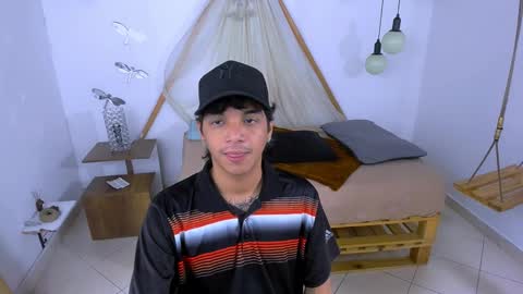 Snapshot of brand_hades chatting on September 23, 5:41 pm B R A N D online show from September 23, 5:41 pm