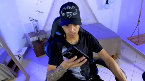 B R A N D online show from January 15, 3:15 am