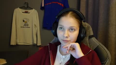 Alice online show from November 15, 3:46 pm