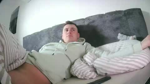 brandinator__cb online show from April 10, 6:41 am