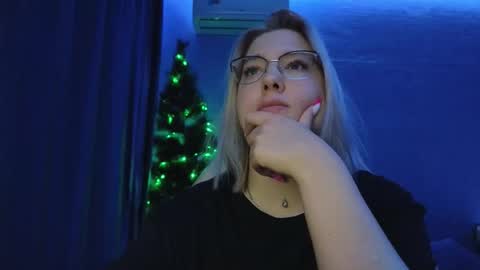 Belle  online show from December 15, 12:34 pm