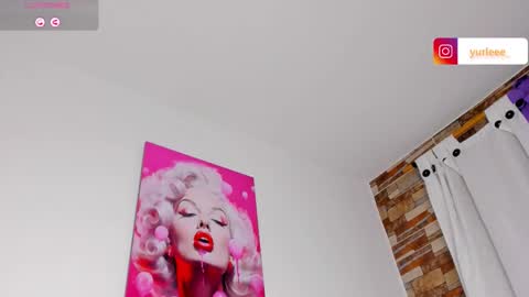 brandy   Independent model online show from March 27, 1:00 am