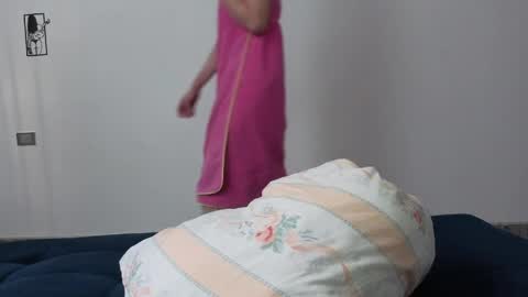 brandy online show from April 4, 3:08 pm