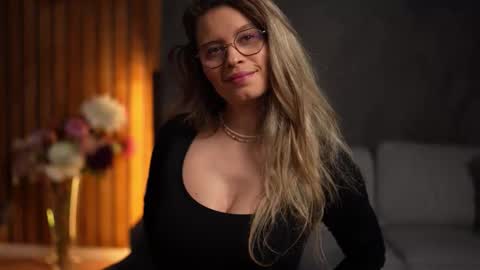 Alex online show from December 4, 6:02 am