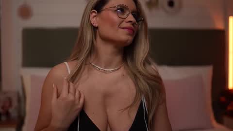 Alex online show from February 21, 4:48 am