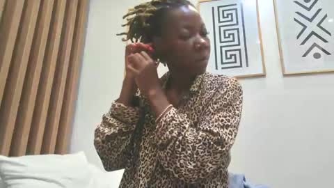 Harris online show from January 10, 7:08 pm