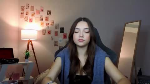 Rachel online show from January 13, 8:38 pm