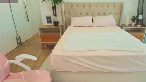 Brenda online show from March 5, 11:52 am