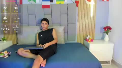Brenda and Stevenn online show from July 17, 7:27 pm