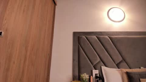 Brenda online show from February 4, 9:40 pm